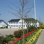 Den Gamle Graensekro Inn
