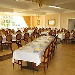 Den Gamle Graensekro Inn