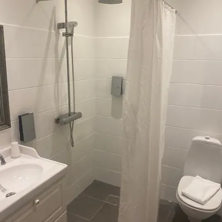 Inn Den Gamle Graensekro 3*