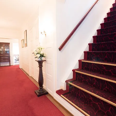 Locanda Den Gamle Graensekro 3*