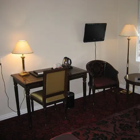 Inn Den Gamle Graensekro 3*