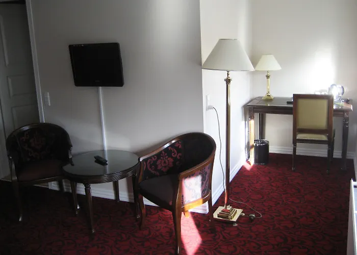 Mini-hôtel Den Gamle Graensekro 3*